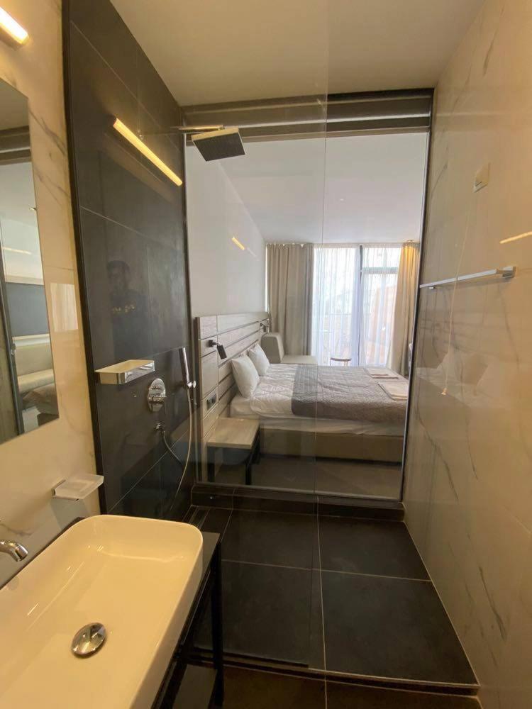 Super Seven Inn Beograd Phòng bức ảnh